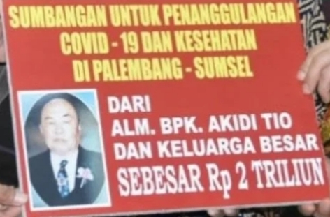 Almarhum Akidi Tio