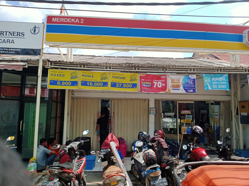 Kebobolan Indomaret jalan Merdeka