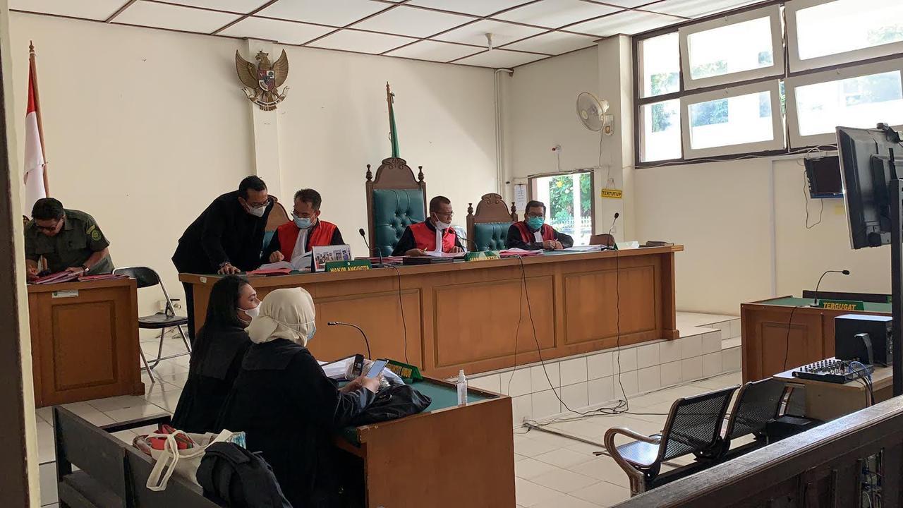Sidang Penyelundupan Bibit Lobster