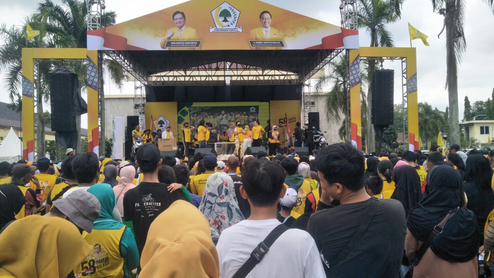 HUT Golkar ke 58