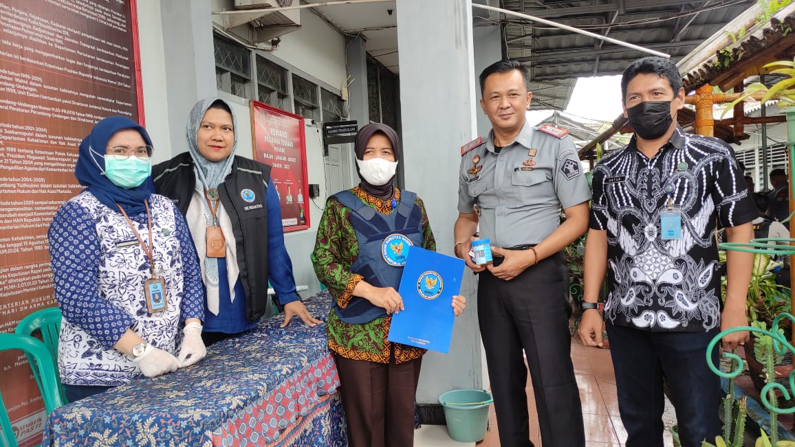 Tes Urine Seluruh Pegawai Rutan Prabumulih