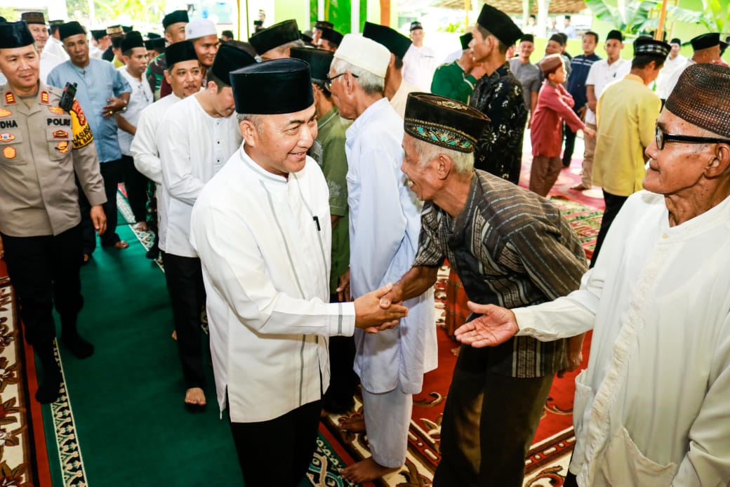 Pj Bupati Muba Safari Ramadan Di Masjid Asy Syakur Desa Bangun Sari