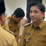 Lurah Pulo Kerto Gandus Dicopot