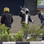 Bentrok Di Depan PS Mall